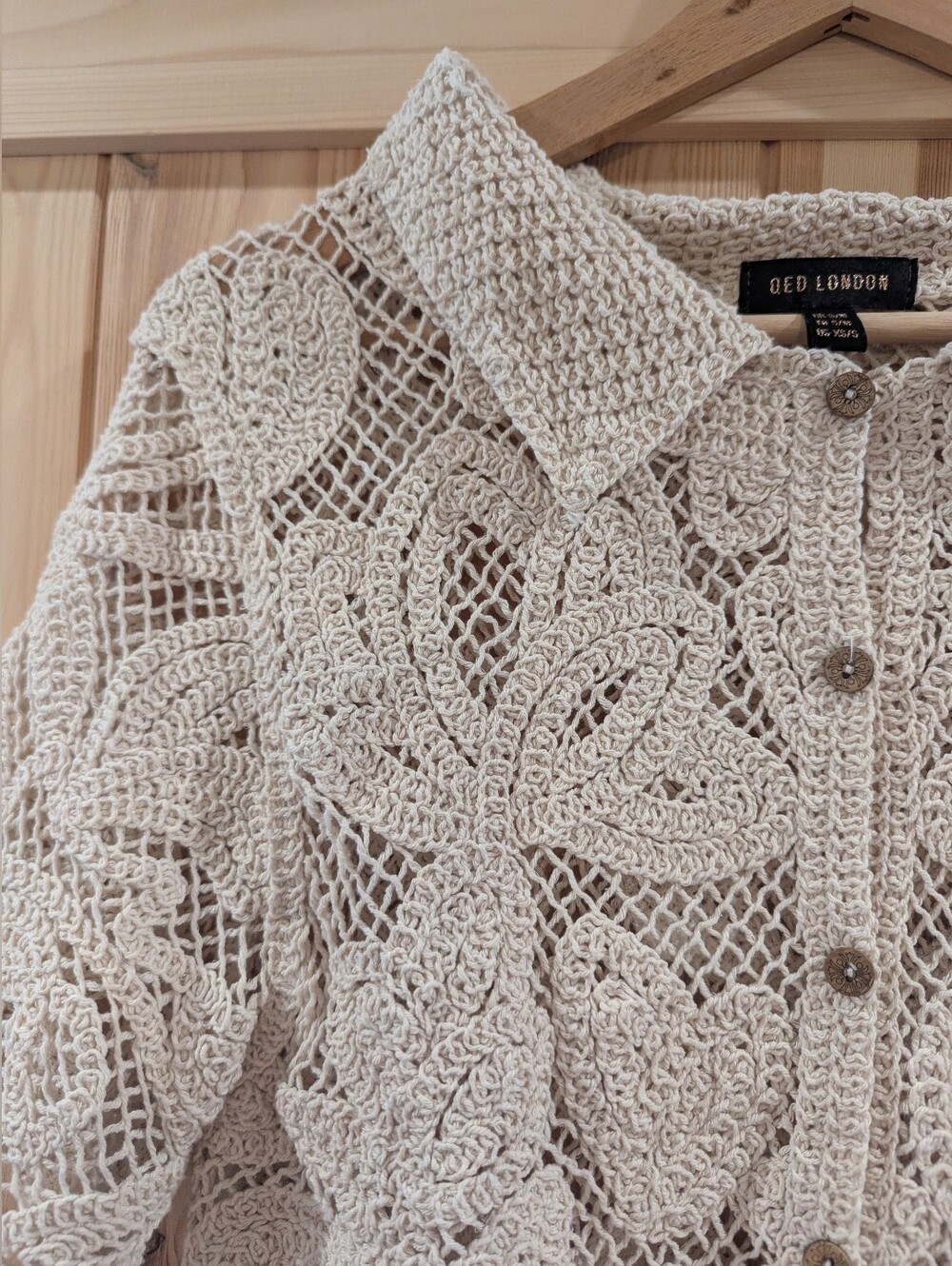 QED London Crochet Button-Down Short Sleeve Top - Cream - Picture 5 of 9